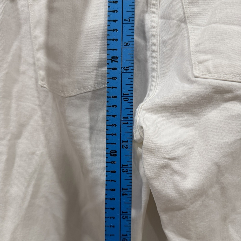 NWT L. L. Bean 4 Petite White Denim Pants Beach Cruise Classic Fit NWT Classy - Picture 3 of 8